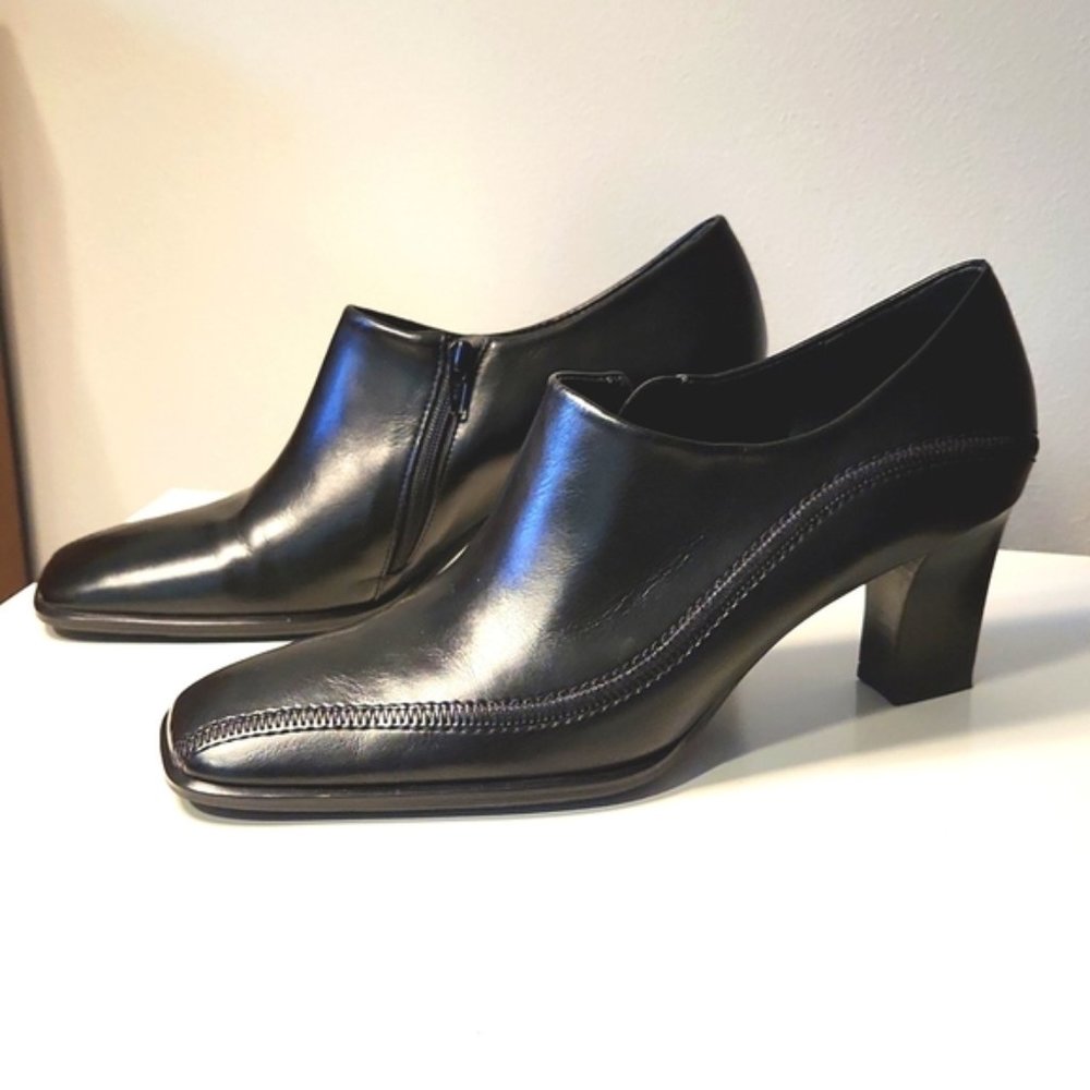 Franco Sarto Black Side Zip Low Bootie, 2.5" heel, Size 8